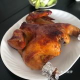 首先买一只三黄鸡让人家帮忙收拾了 鸡爪子鸡头屁股都不要