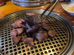 -唯成•韩国炭火烤肉 유성고기