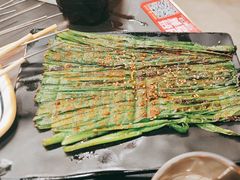 -许哥东北烧烤·铁丳烤串·宫后夹肉(繁花中心店)