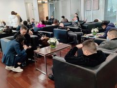 -贵州贵星奔驰4S店(观山湖店)