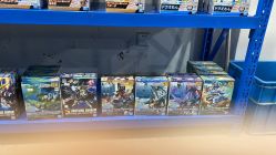 -逝水玩具折扣店