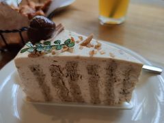 -花苑里咖啡(威远店)