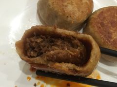 -清真吴记门钉肉饼·喜多利