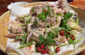 Fragrant Torn Chicken Salad
