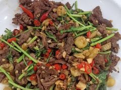 -湖南人家湘菜馆(镇江路店)