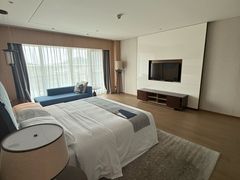 -上海佘山世茂艾美酒店