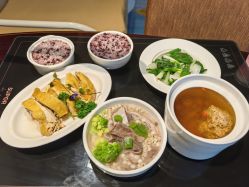 -臻康乃馨月子中心(凯宾斯基店)