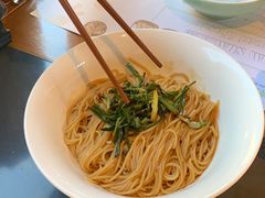 特色葱油拌面-南小馆(迪士尼小镇店)