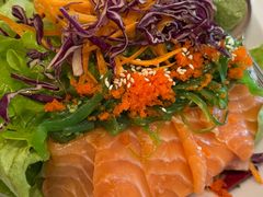 -Chom Cafe and Restaurant