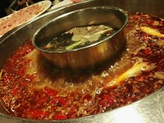-小天鹅火锅·一线江景洪鼎旗舰店(洪崖洞店)