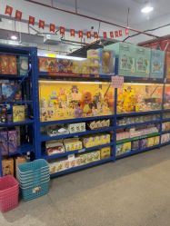 -逝水玩具折扣店