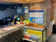 -呷佬·长沙手工米粉(金沙江路店)