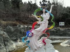 -雪山彩虹谷景区