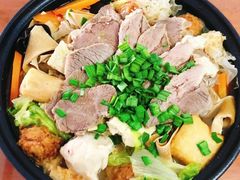 老街招牌牛肉砂锅-都谷包子(天一广场店)