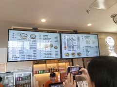 -佬钱湾仔(衣裳街店)