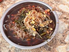 -灵山卢梅燕粉店