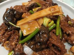 爆炒腰花-八珍饺子·烤鸭·家常菜