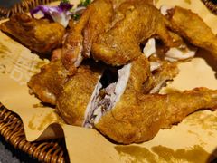 传统香酥鸡-前海沿·青岛菜(大拇指广场石老人店)