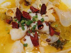 -渝是乎酸菜鱼·川渝小炒(新世界百货望京店)