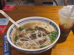 -鑫花溪牛肉米粉(文星广场店)