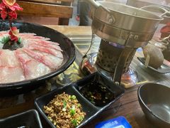 -丽江庭院·云南野生菌·海鲜火锅(鼓楼四合院店)