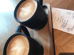 -星巴克臻选(上海合生汇1F店)
