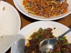 -湘力力小院·鱼汤泡饭(枫林路店)