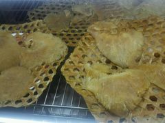 门口橱窗-大中鱼翅 Taitong Shark Fin
