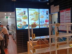 -麦当劳(中山公园龙之梦店)