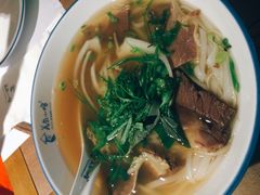 -美奈小馆·越南料理(中航城君尚购物中心店)