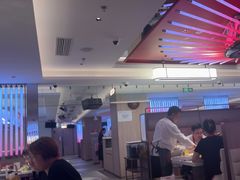 -海底捞火锅(杭州庆春路夜宵主题店)