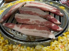 -青瓦炭韩潮烤肉(花园道店)