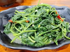 蒜炒地瓜叶-阿勇鲁肉饭(虹井路店)