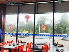-红月湾海鲜饭店•沙滩海景(双月湾店)