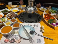 -唯成•韩国炭火烤肉 유성고기