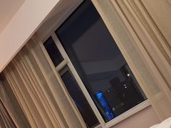 -桔子酒店(上海西藏北路地铁站店)