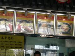 -龙记桂林米粉(财满街店)