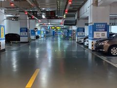 -龙湖虹桥天街-停车场