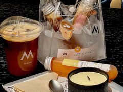 -M Stand(杭州萧山万象汇店)