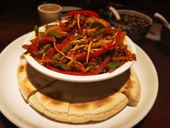 孜然牛肉锅盔-老兰家传统烧烤炒菜泡馍(小南门店)