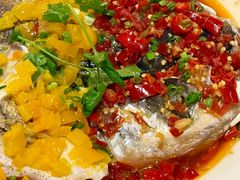 双椒蒸大鱼头-广州逸林假日酒店·四季桃源中餐厅(白云山风景区店)