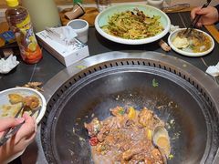 -锅老头海鲜铁锅炖