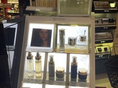 -日上免税店(三径路t3店)