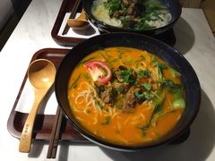-蒙小妹骨汤饭.米线(新光路店)