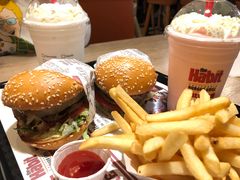 -The Habit Burger Grill 哈比特汉堡(复兴soho店)