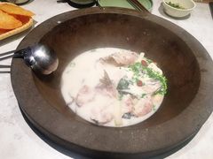 原味原汁锅-鲜潭蒸汽石锅鱼(五道口购物中心店)