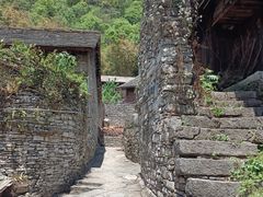 -高荡千年布依古寨旅游景区