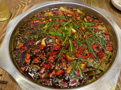 -乡土特色.冷锅鱼.牦牛肉汤锅