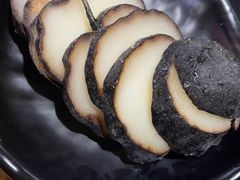 -果松木炭酸菜铜火锅·外婆参鸡汤