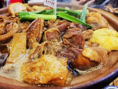 牛杂煲-沙胆彪炭炉牛杂煲(成都玉林店)